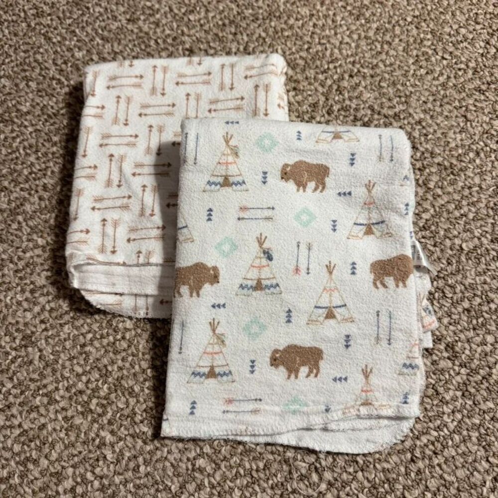 Bundle of 2 HB Flannel Receiving Baby Blankets Buffalo Teepee Arrow Print 30x36